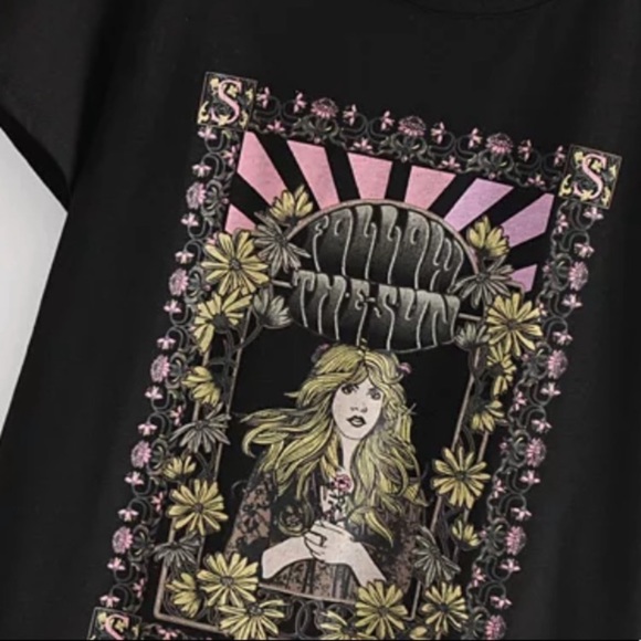 ✨Sale!!✨ Stevie Nicks Graphic Band Tee Shirt Size M - Picture 2 of 7